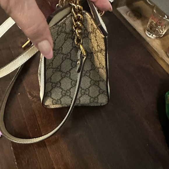 GG padlock Gucci shoulder bag - Picture 4 of 11